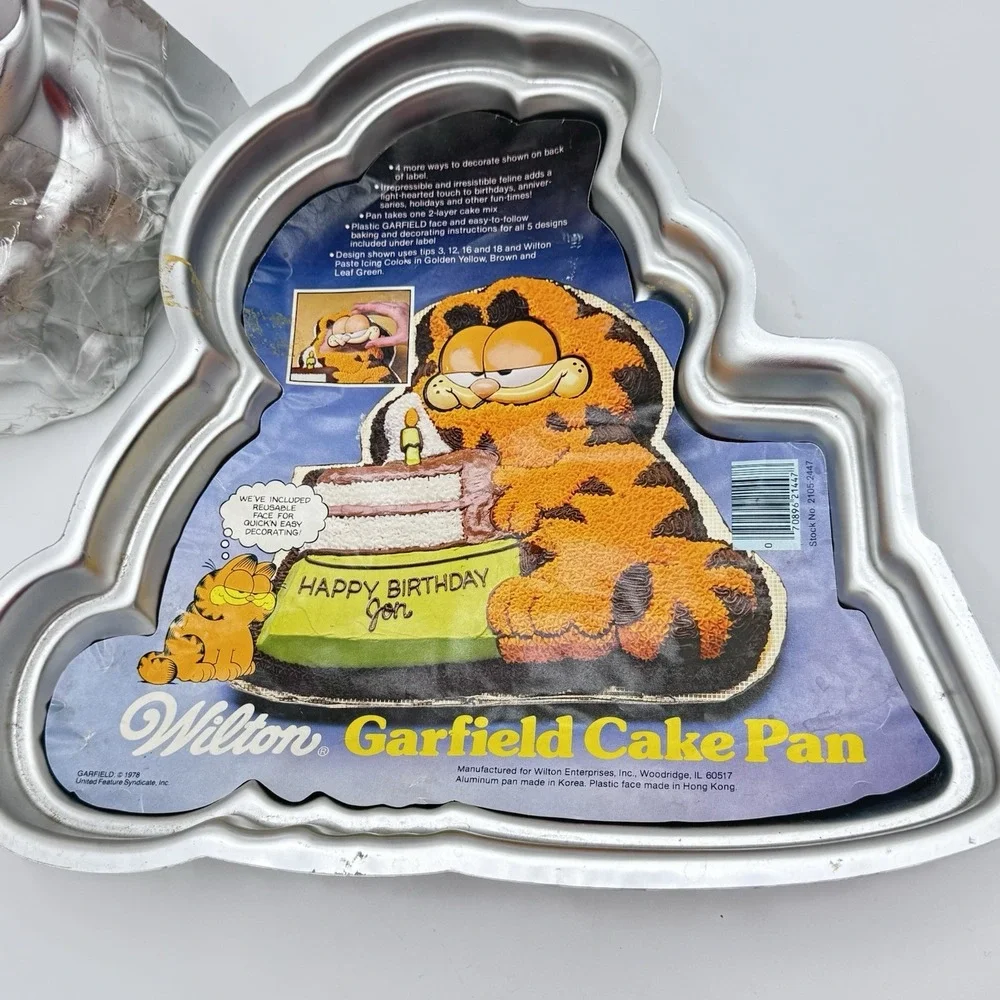 2 Rare Wilton Garfield Stand Up Cake Pan‎ Set Vintage 1978 Reusable Face